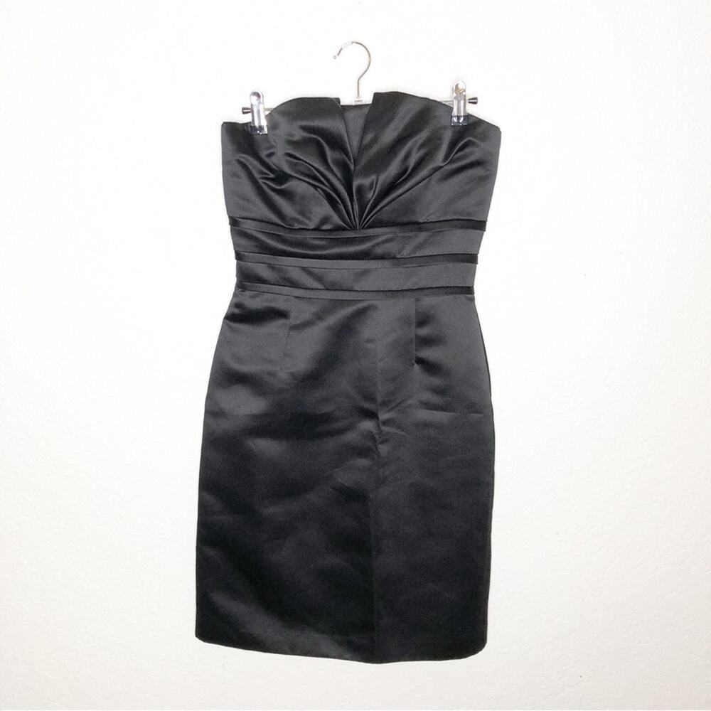 WHBM sweetheart gathered neckline strapless satin‎ dress size 2